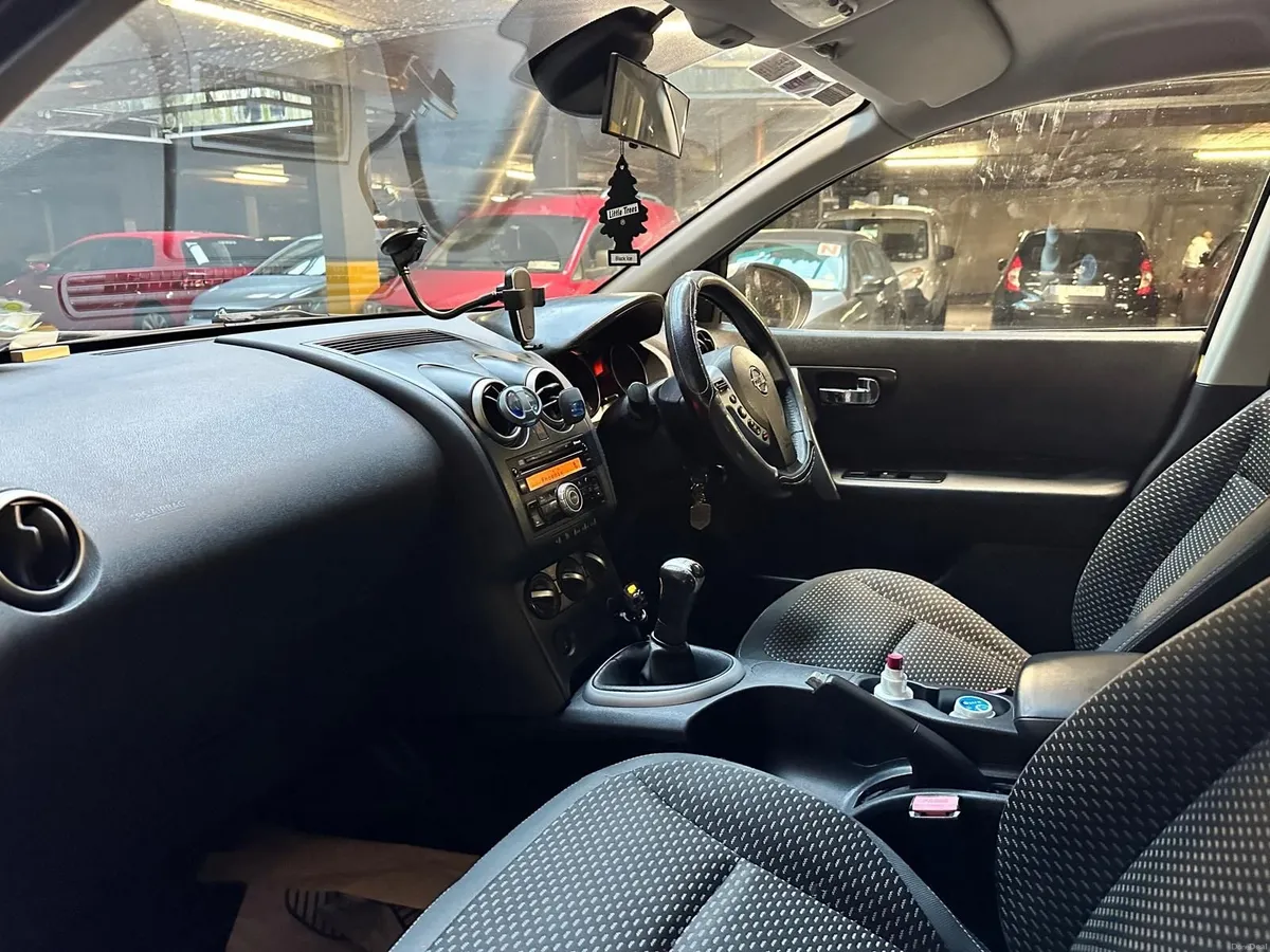 Nissan Qashqai 2008 - Image 2