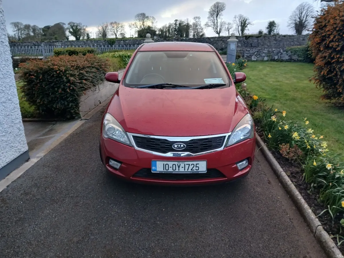 Kia Ceed 2010 new test low kms - Image 4