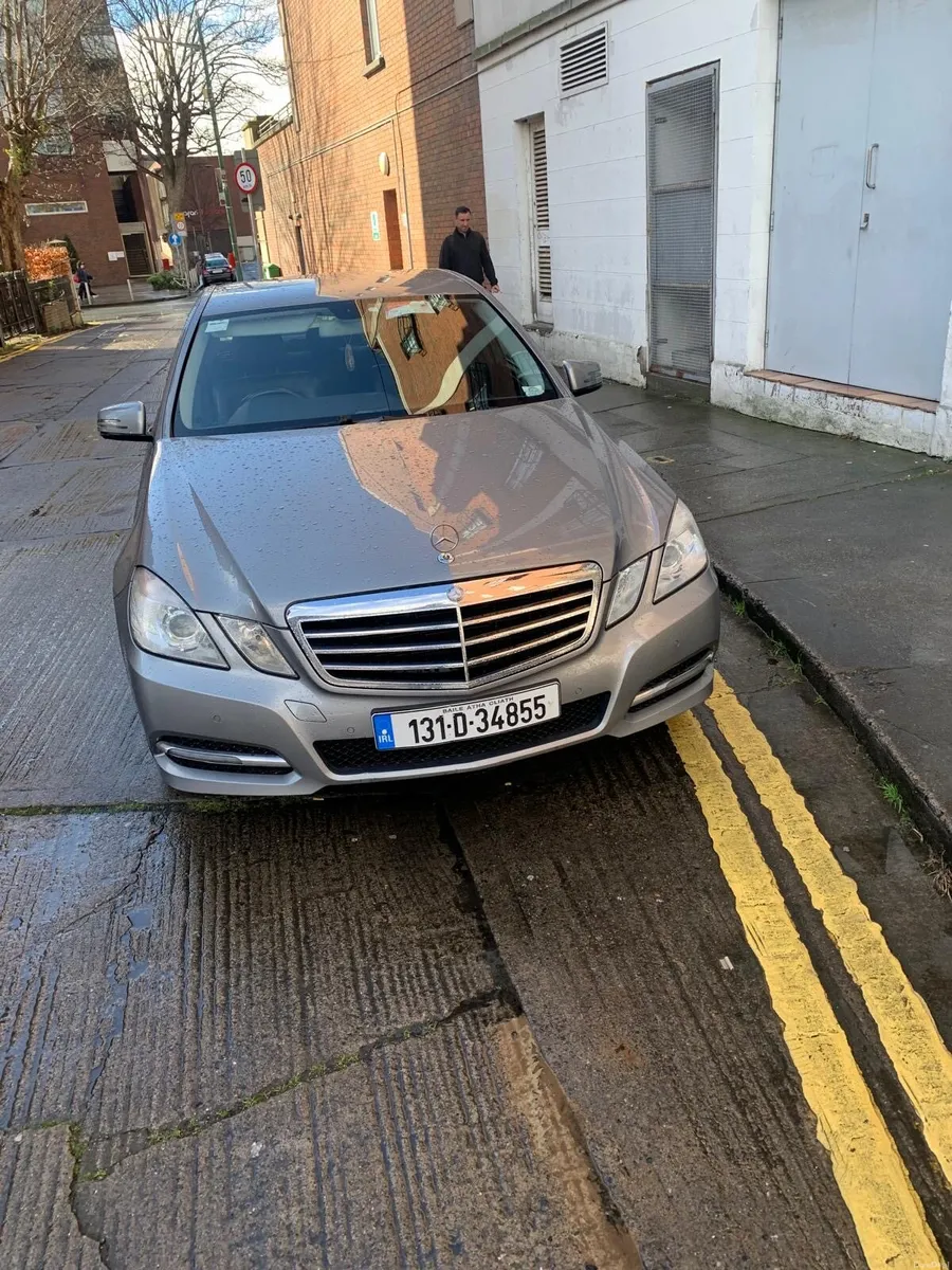 Mercedes E300 Hybrid Diesel - Image 2