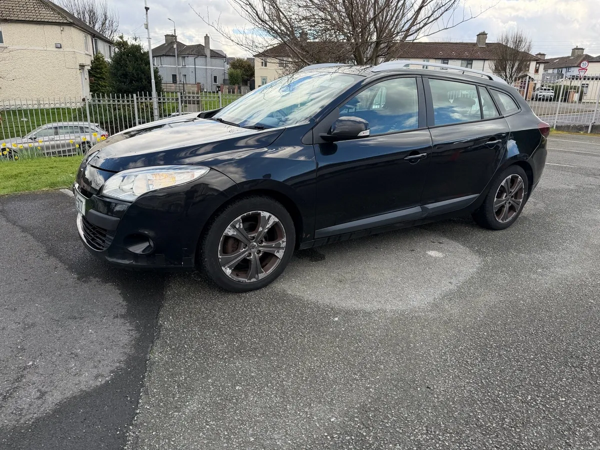 Renault megane 1.5 tdci fresh nct 1/27 tax 5/26 - Image 2