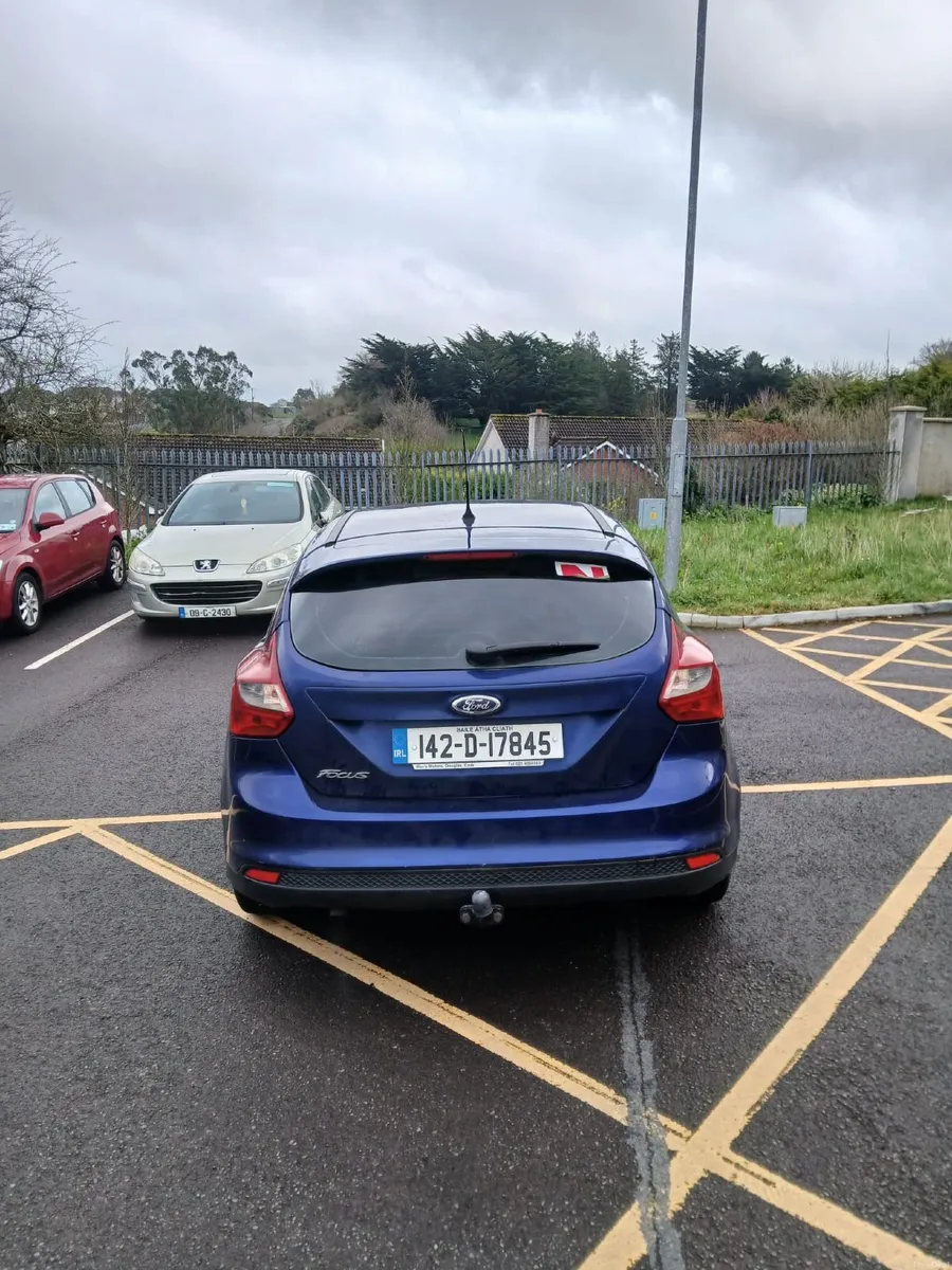 Ford Focus 2014 - Image 2