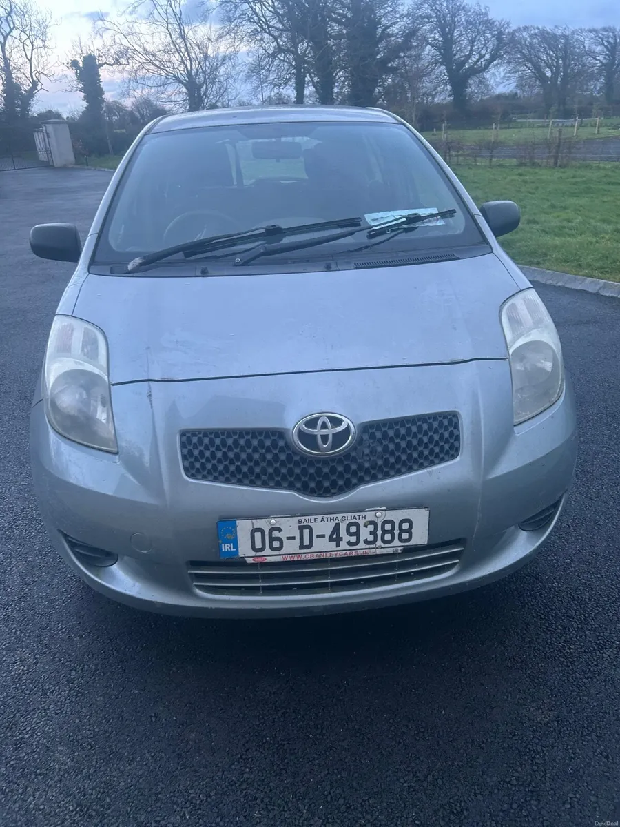 Toyota Yaris 2006 - Image 4