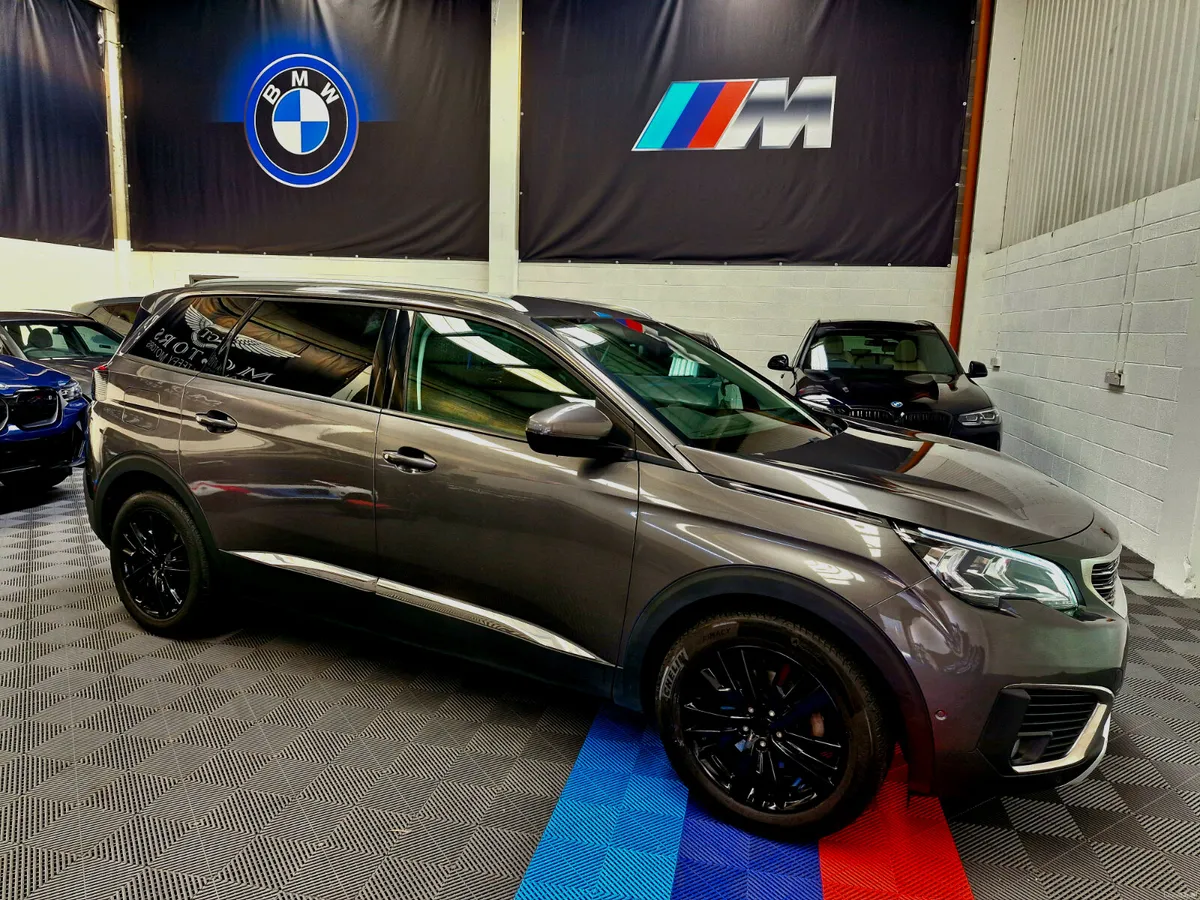 182 5008 1.5 Blue HDi  Allure Auto (HIGH SPEC) - Image 2