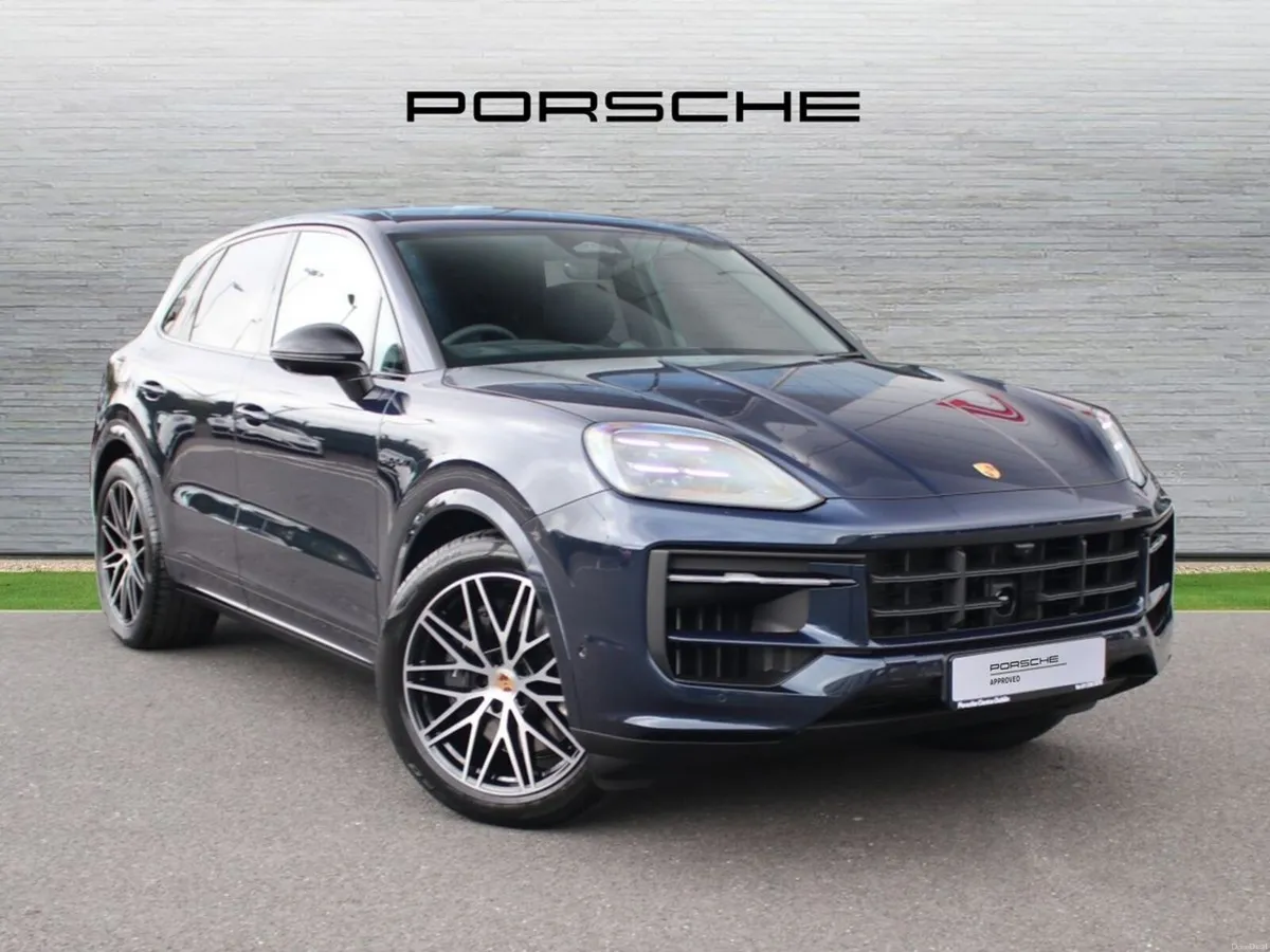 Porsche Cayenne E-Hybrid Black Edition - Image 1