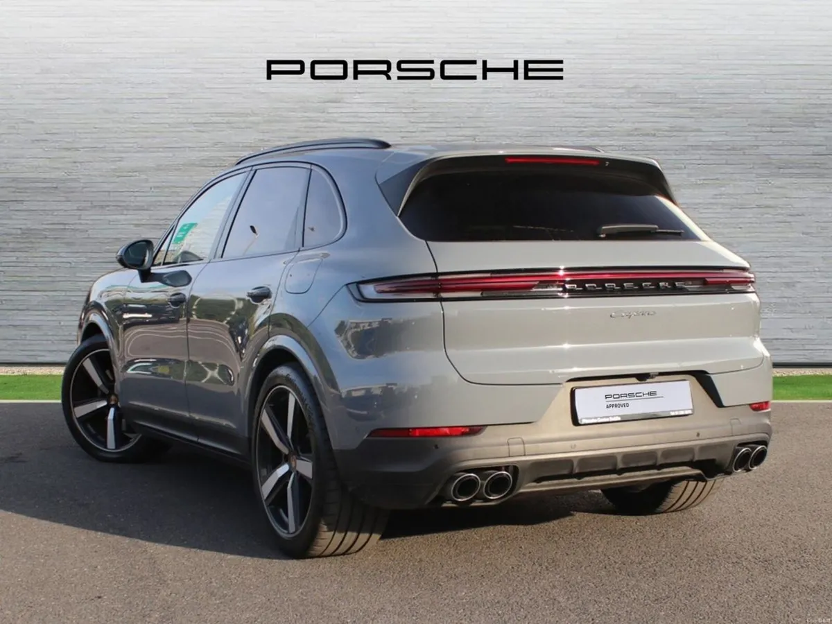 Porsche Cayenne E-Hybrid - Image 3