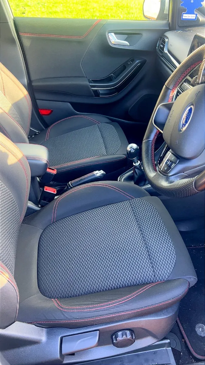 Ford Puma  ST -Line 2022 - Image 4