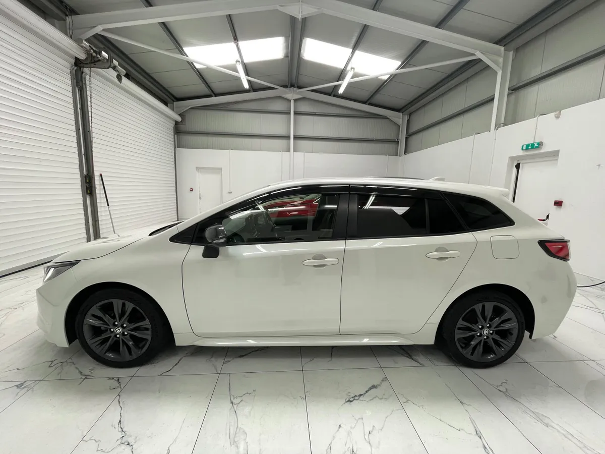 Toyota Corolla Wxb 1.8 Automatic - Image 3