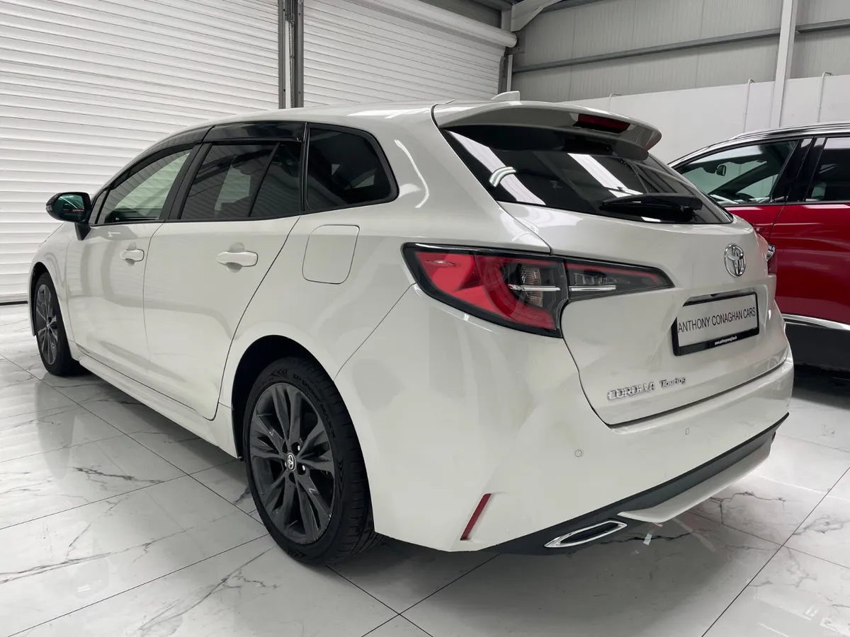 Toyota Corolla Wxb 1.8 Automatic - Image 2