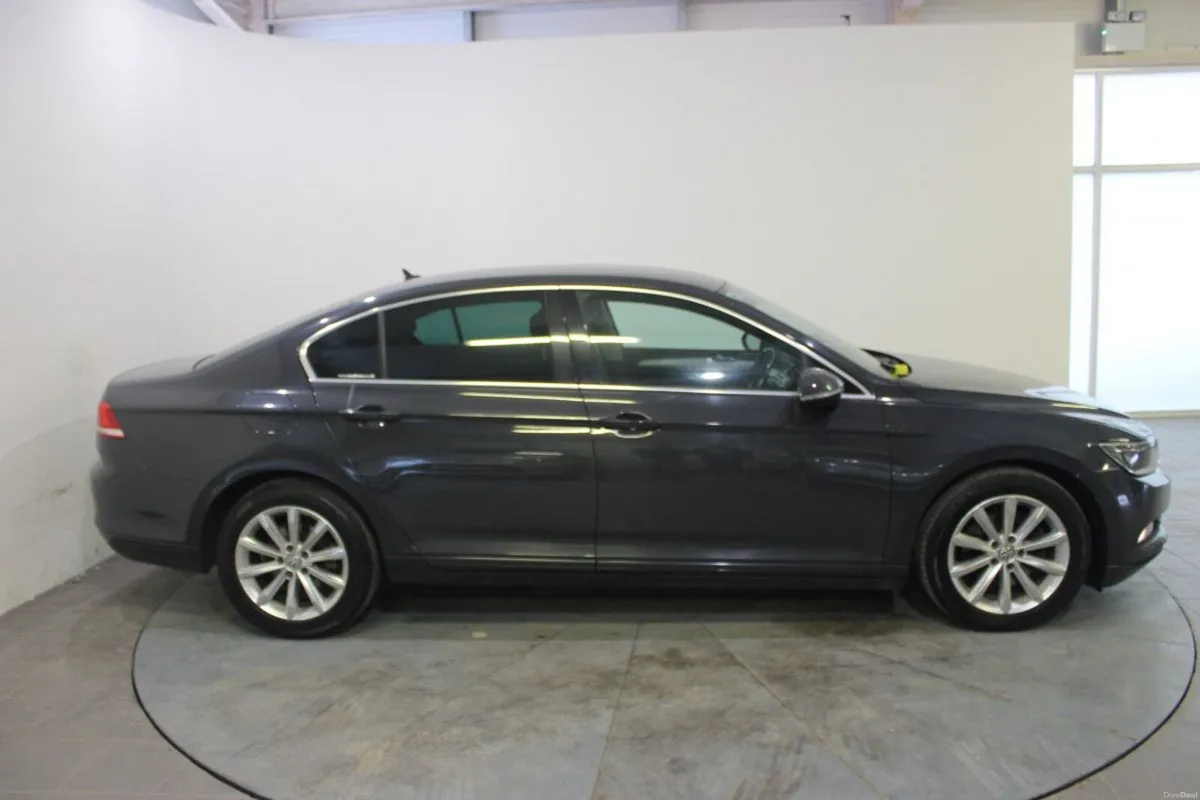 Volkswagen Passat 2.0 TDI 150HP Comfortline - TEND - Image 3