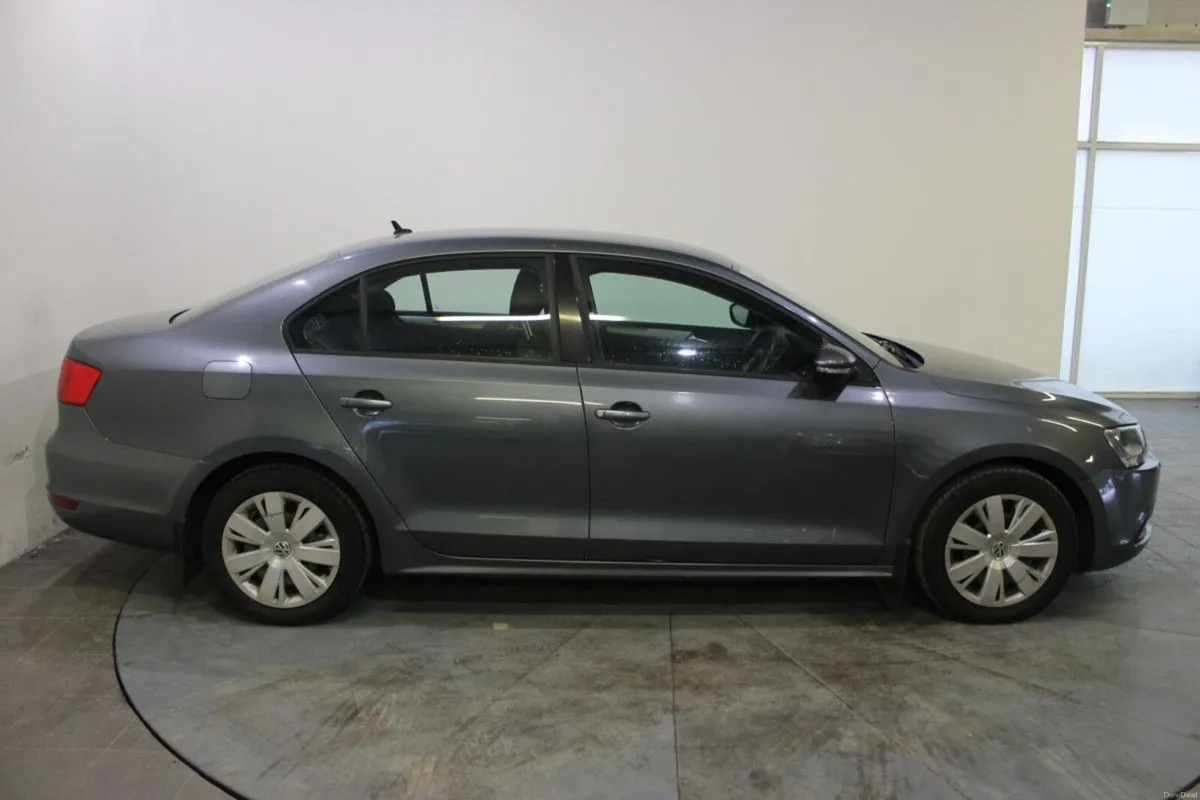 Volkswagen Jetta 1.6 TDI - TENDER 24 - Image 3