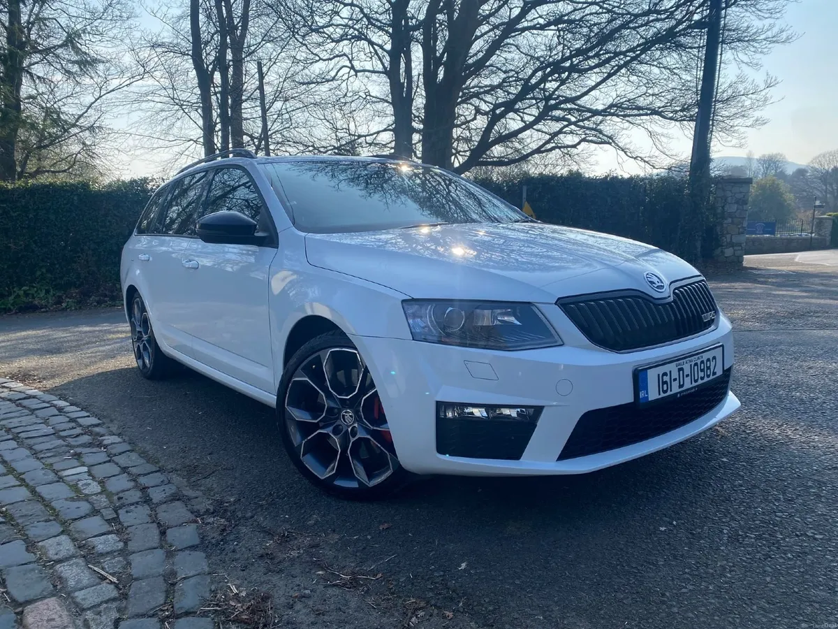 Skoda Octavia vRS Combi 2.0 - Low Mileage - FSSH - Image 1