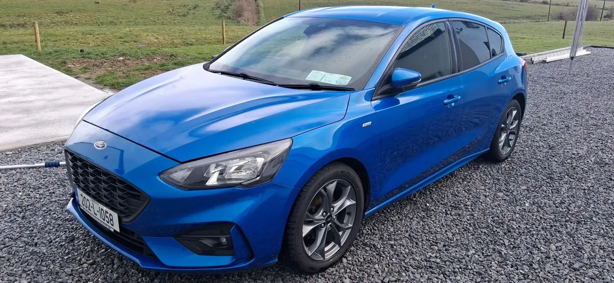 Ford Focus 2020 - Image 2