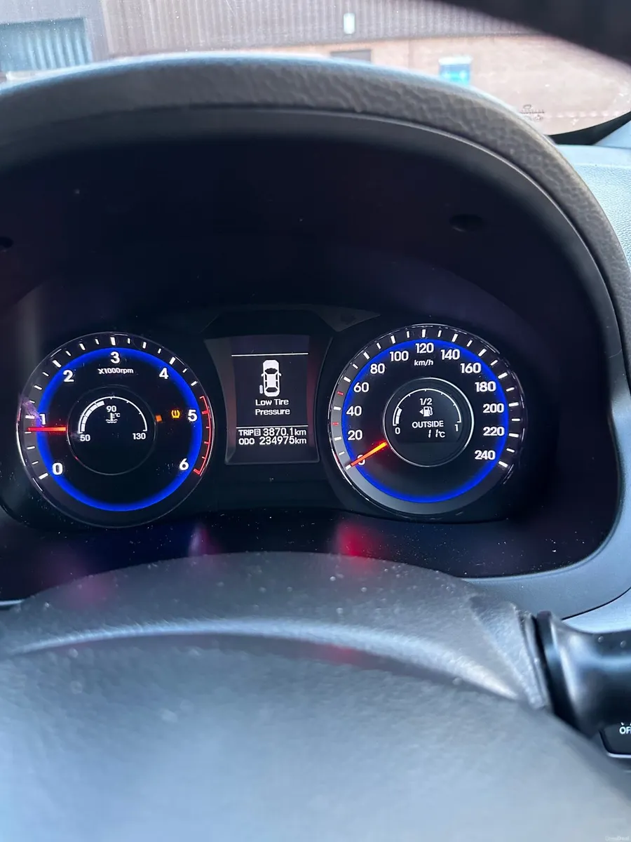 Hyundai I40 - Image 2