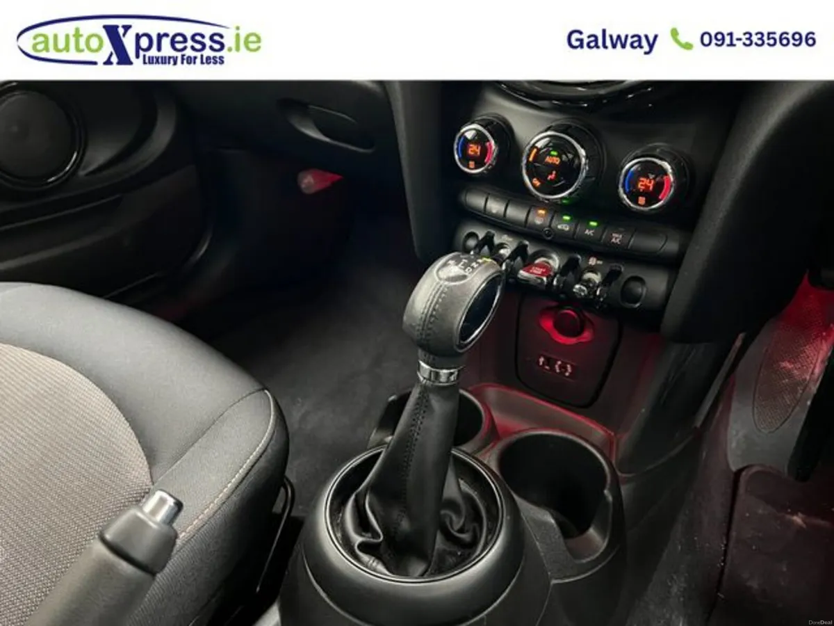 Mini Cooper Automatic - Image 4