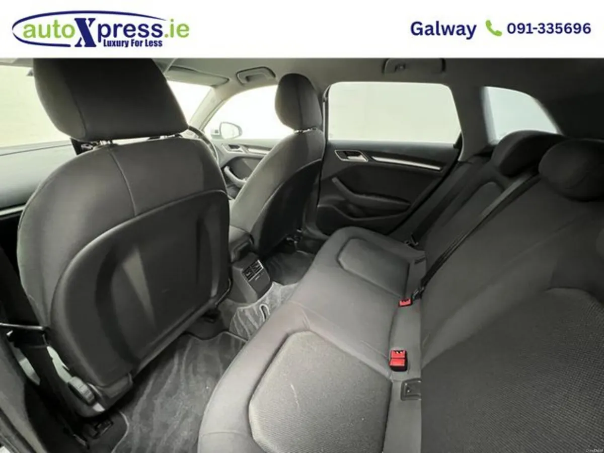 Audi A3 30TFSI SPORTSBACK Automatic, Reversing cam - Image 4