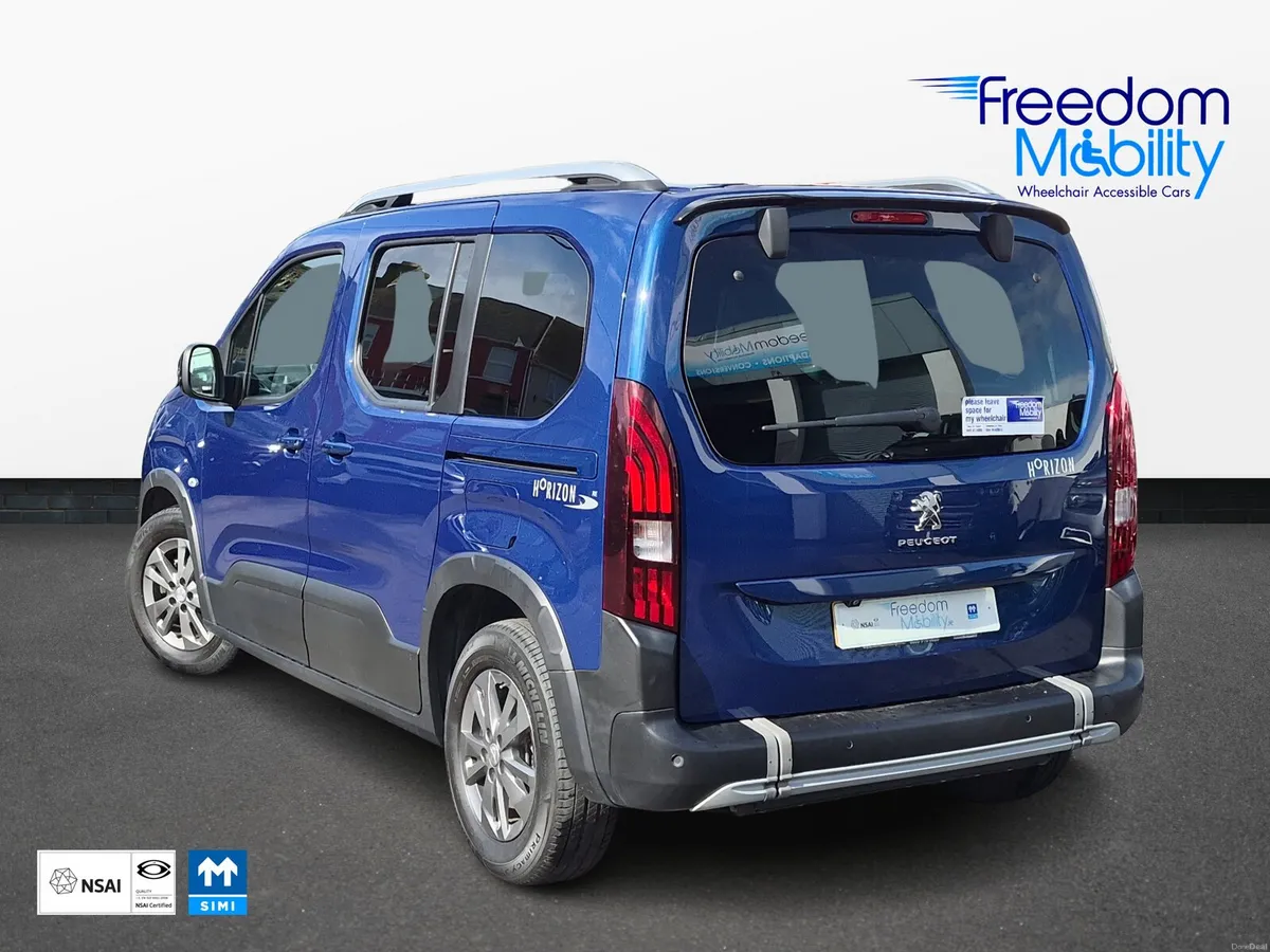 Peugeot Rifter Lowered Floor Wheelchair Access - Image 4