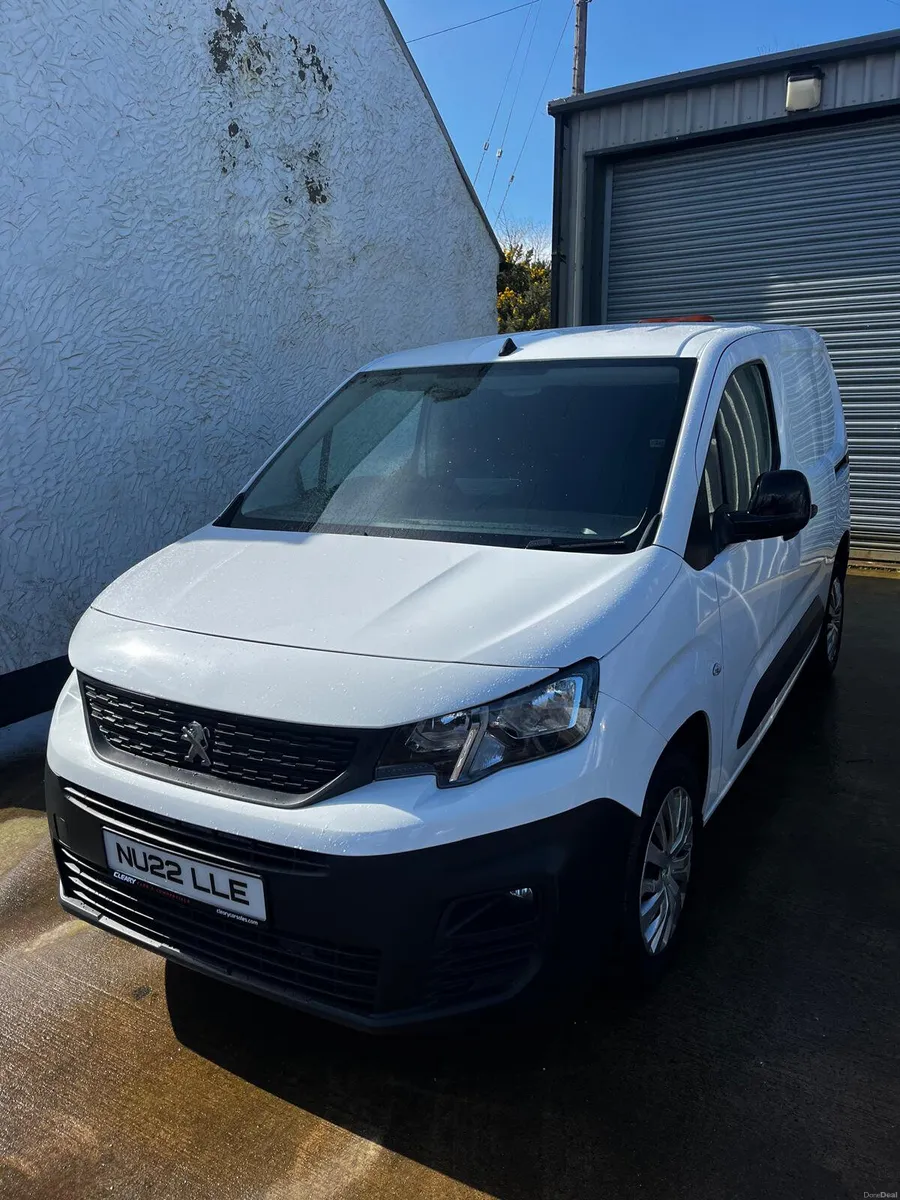 Peugeot Partner 2022, 3 seater, 75k Miles, AC, - Image 3