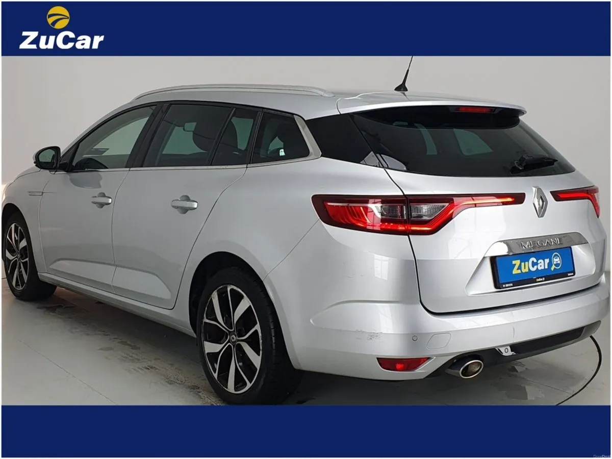 Renault Megane 1.3 TCe 140 GPF ICONIC - Image 4