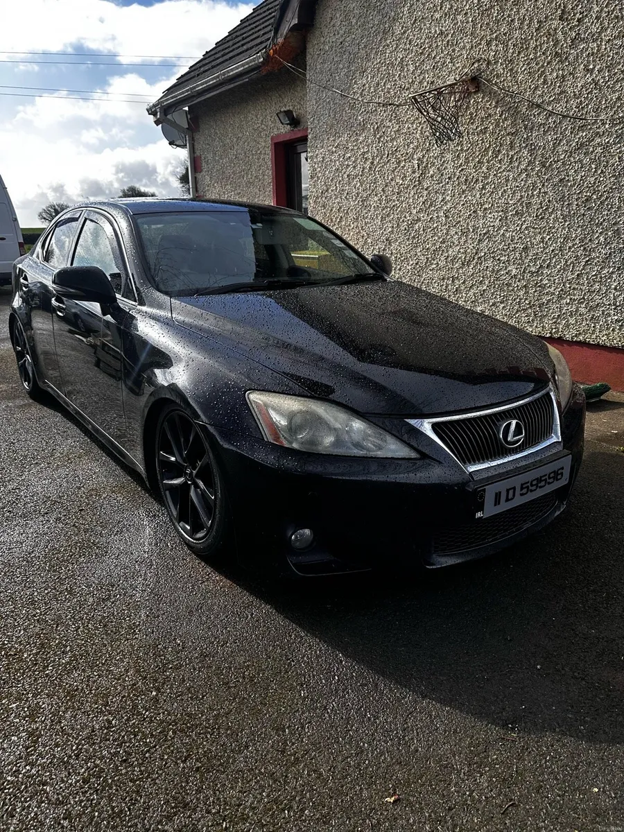 Lexus is200D - Image 1