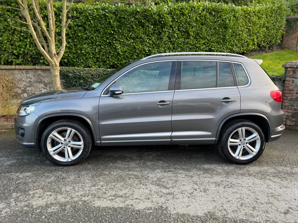 2015 Volkswagen Tiguan R line 2.0 TDI - Image 2