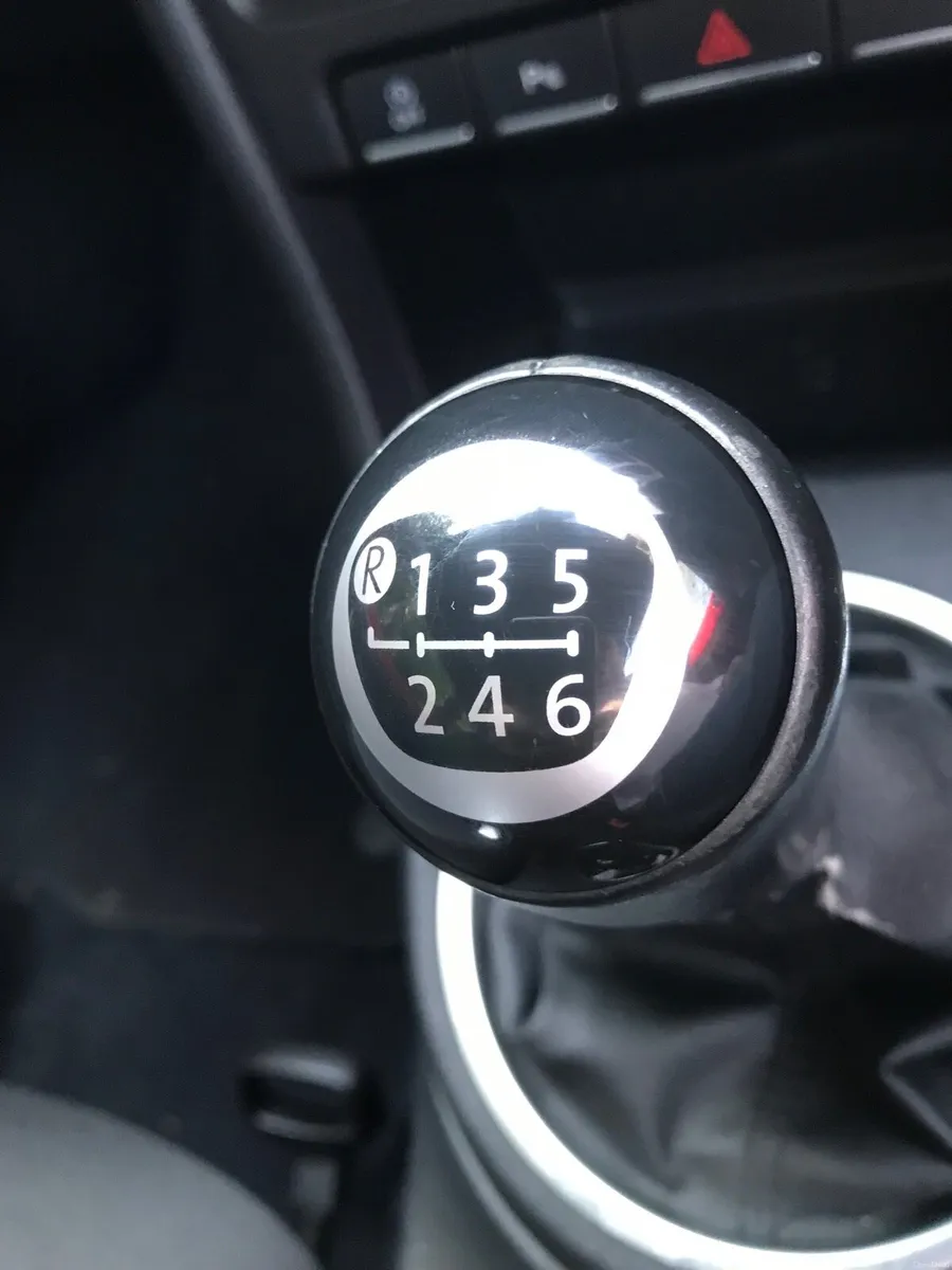 Volkswagen Beetle NCT 3/27 - Image 3