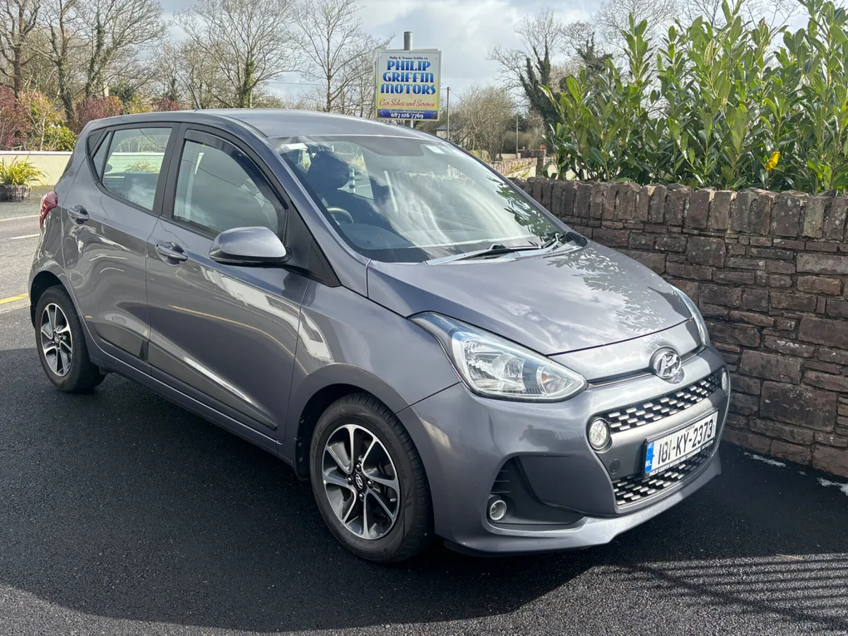 Hyundai i10 2018 Deluxe Model with only 107000kms - Image 2