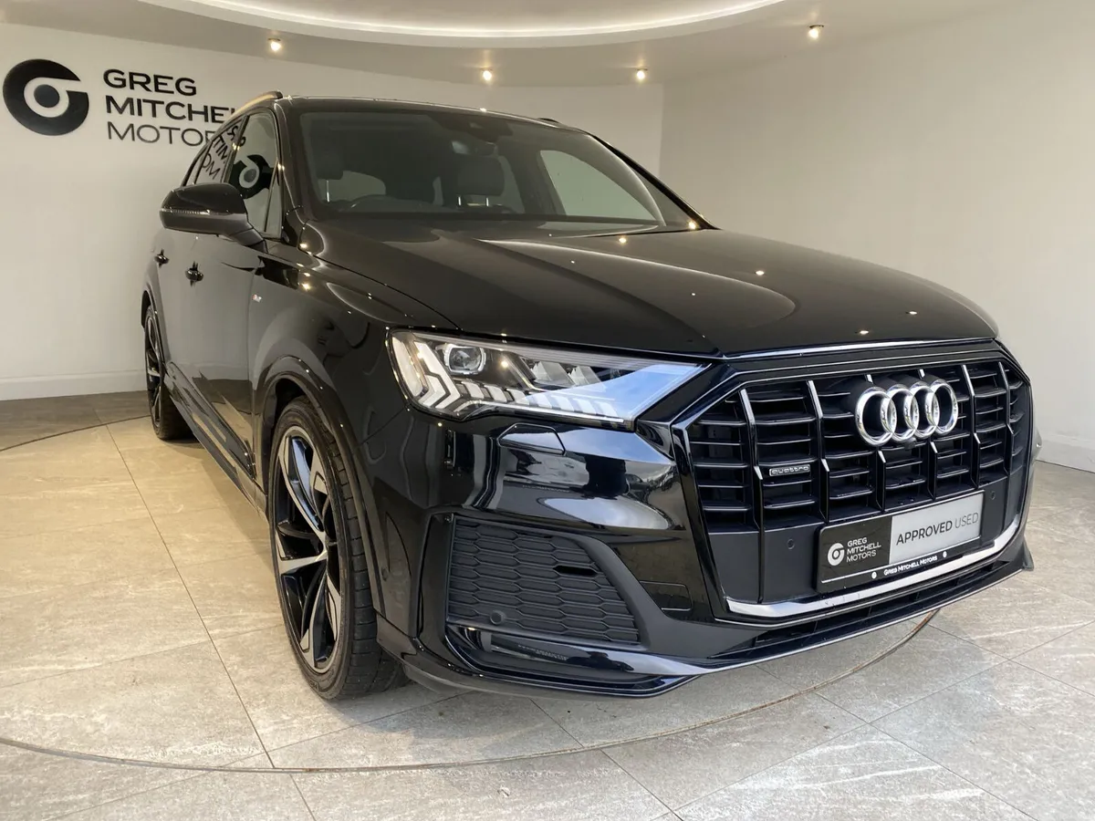 Audi Q7 2022 - Image 3