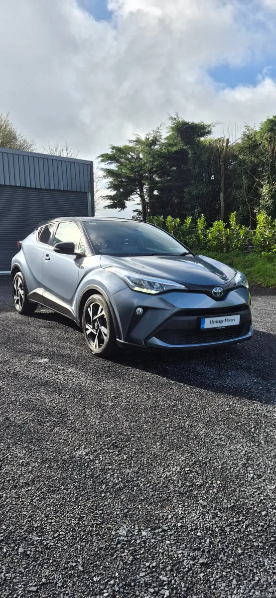 TOYOTA C-HR 2022 SPORT BI-TONE - Image 1