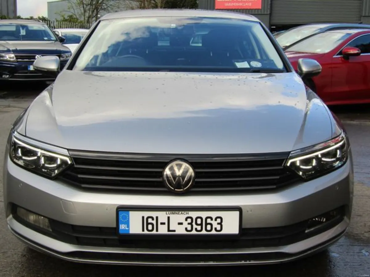 Volkswagen Passat CL 1.6 TDI M6F 120HP 4DR - Image 2