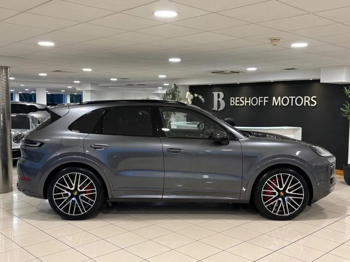 Porsche Cayenne TURBO 4.0 V8 E-HYBRID=HUGE SPEC//L - Image 2