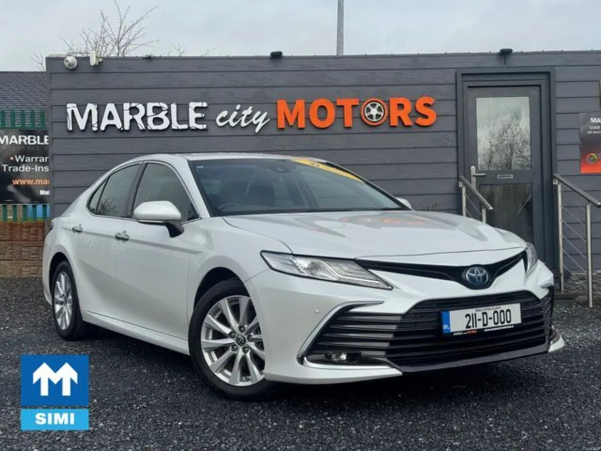 Toyota Camry G 2.5 HYBRID - Image 1