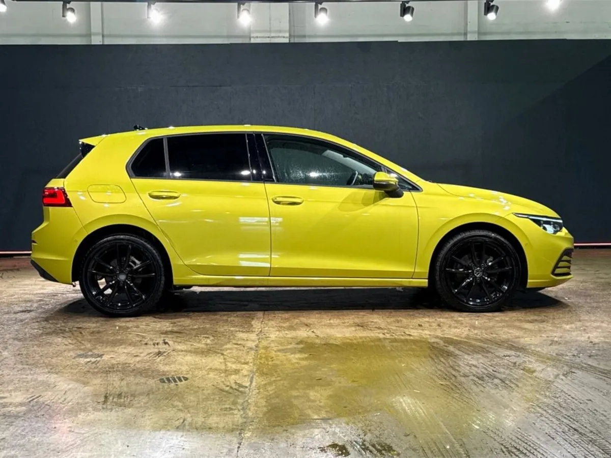 Volkswagen Golf ETSI ACTIVE - FACTORY ALLOYS - DIG - Image 3