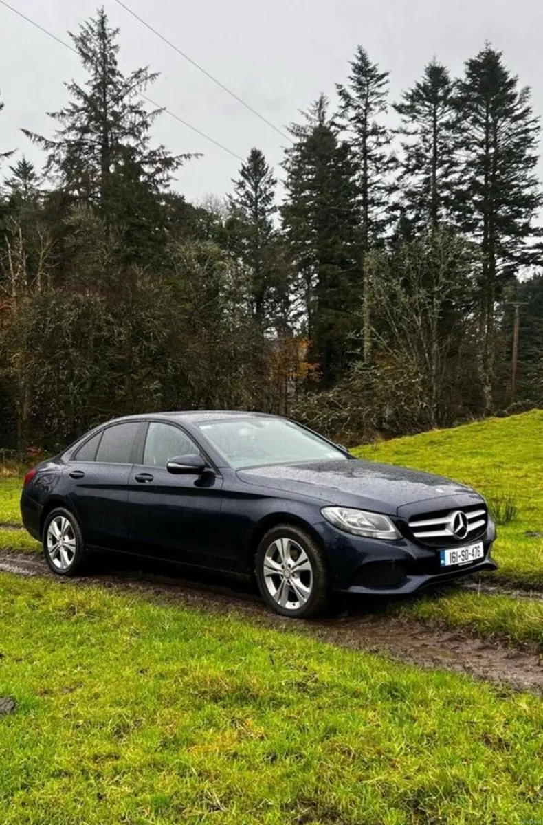 Mercedes Benz C Class - Image 3