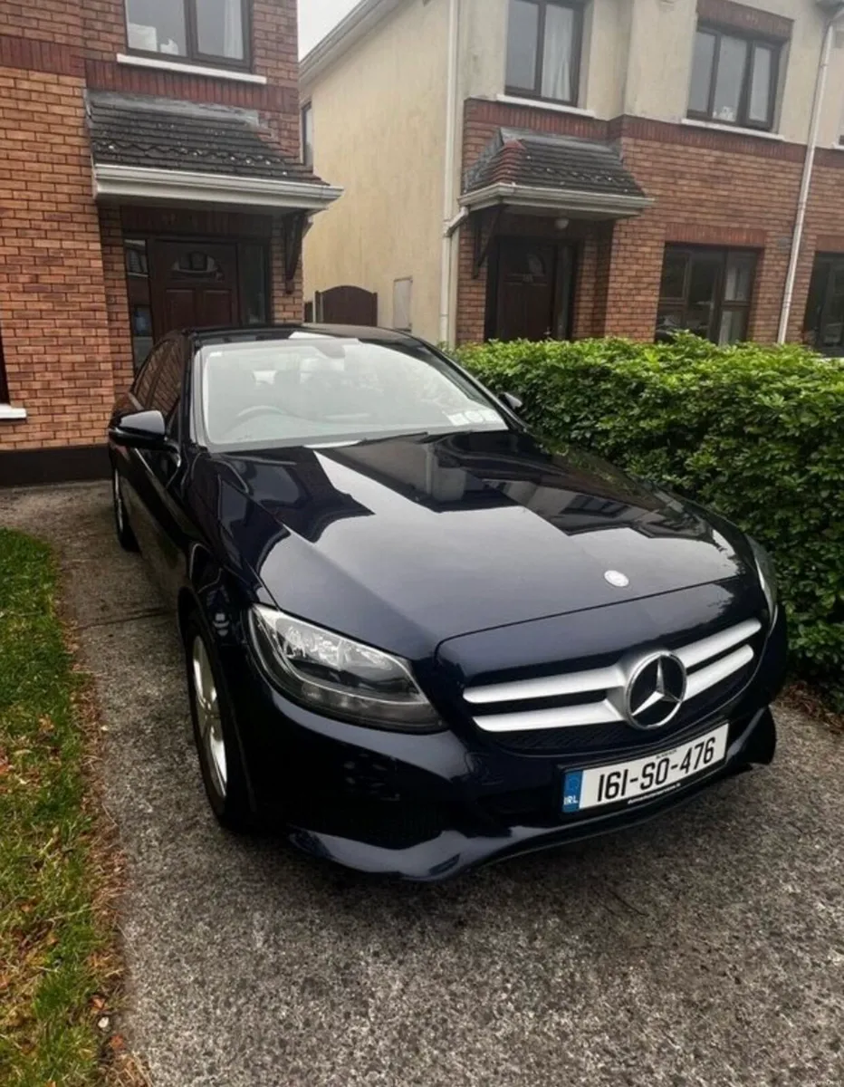 Mercedes Benz C Class - Image 2