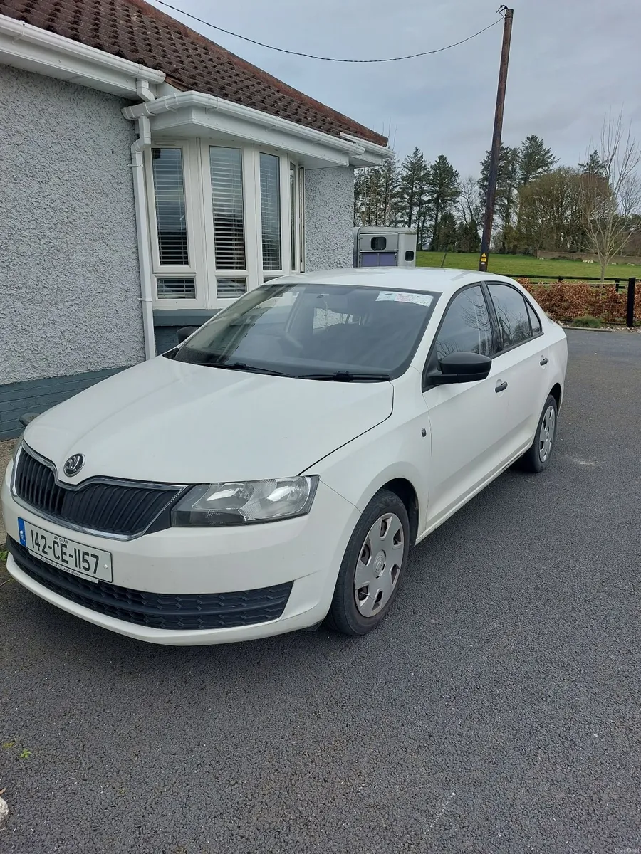 Skoda Rapid 2014 - Image 4