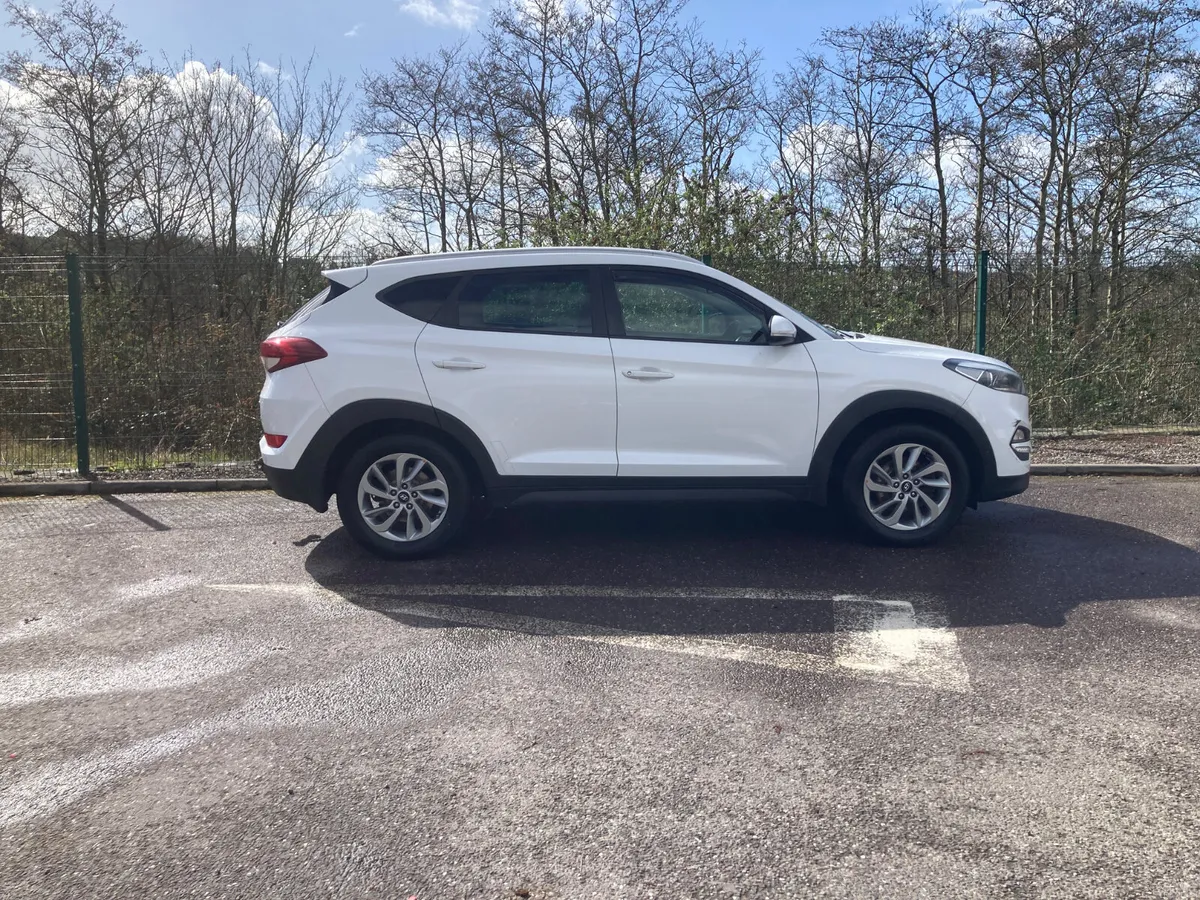 2016 Hyundai Tucson 1.7 Diesel SUV Comfort Plus - Image 2