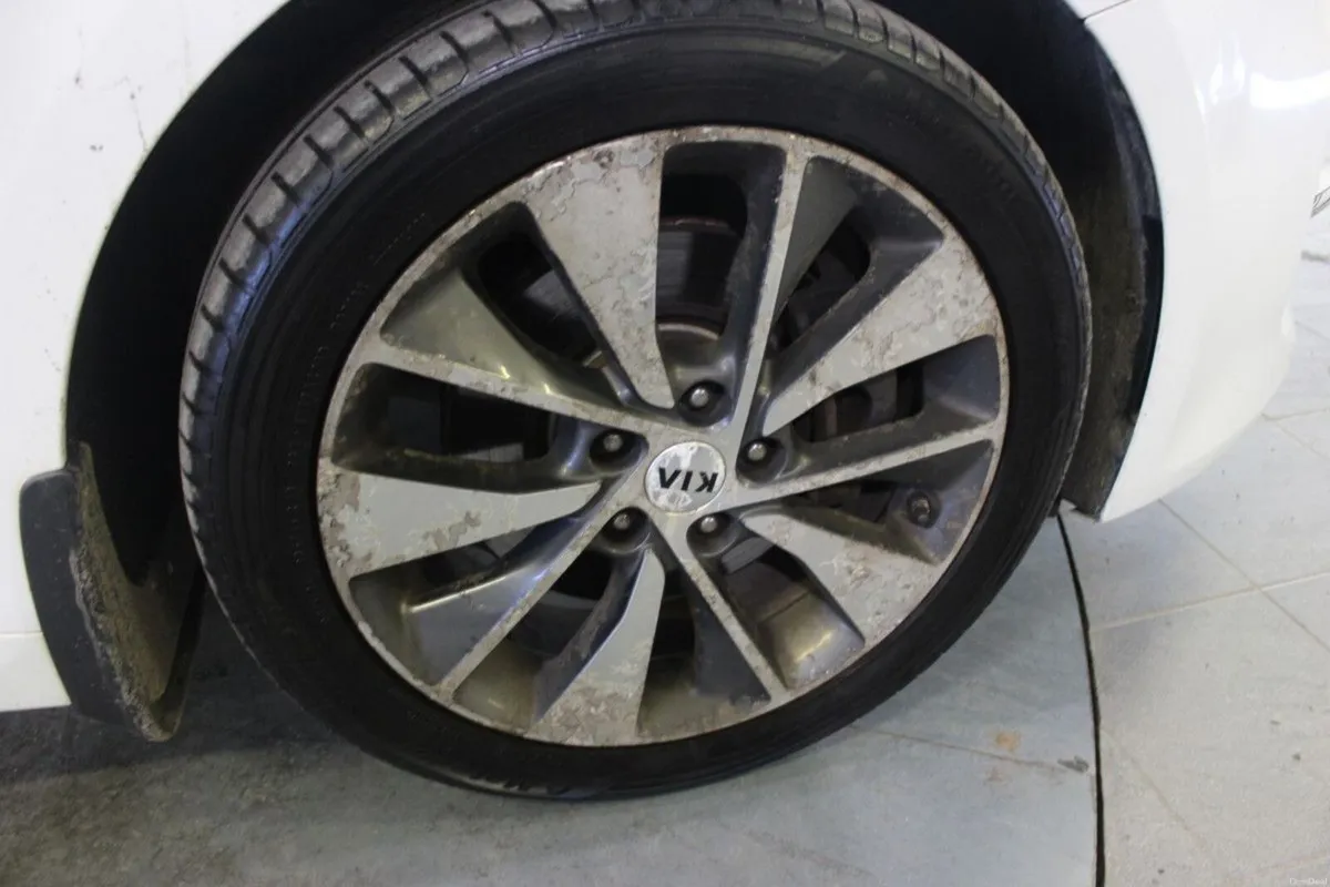 Kia Optima 1.7 D Platinum - TENDER 36 - Image 4
