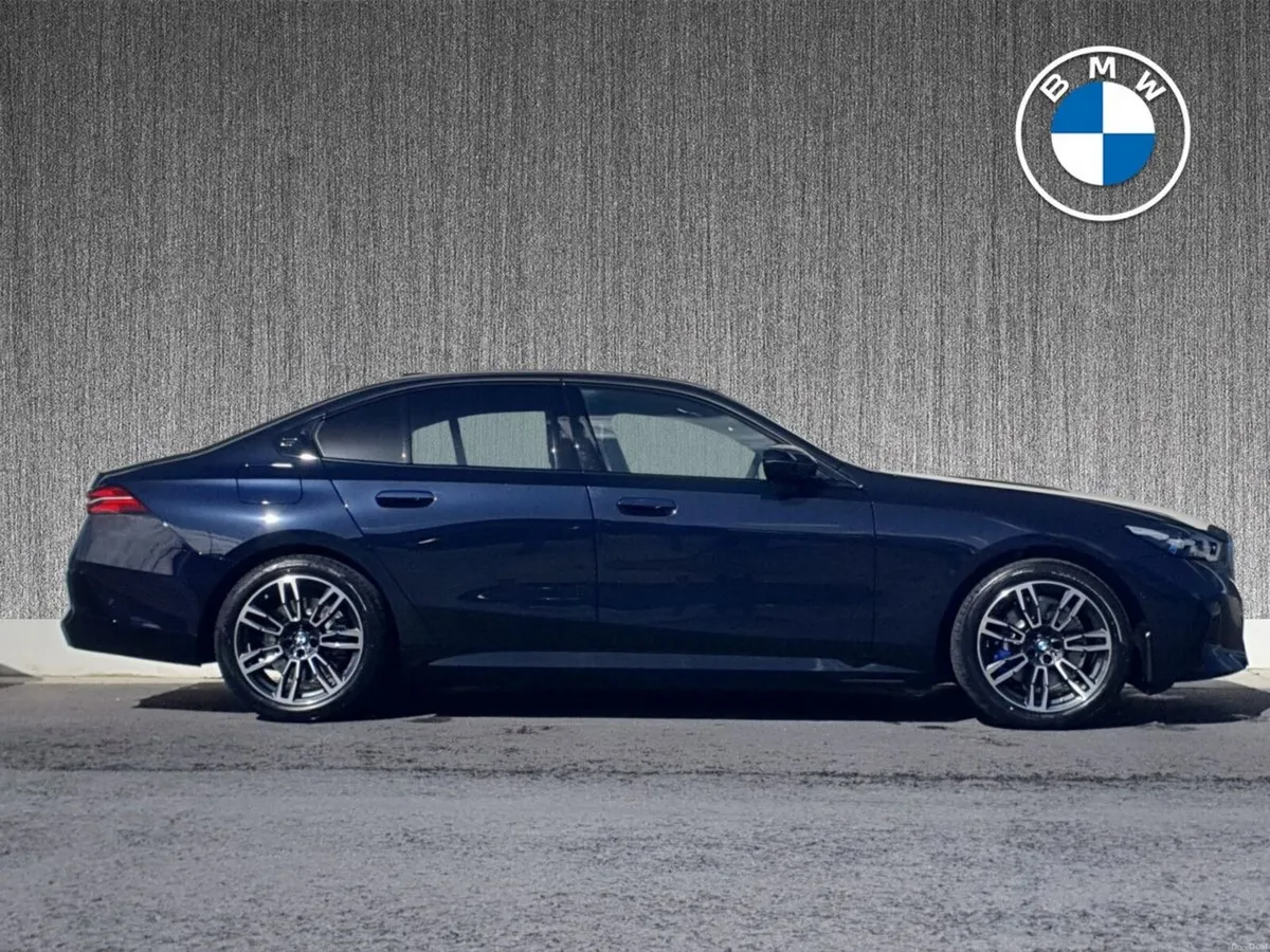 BMW 5-Series 530e M Sport - Image 3