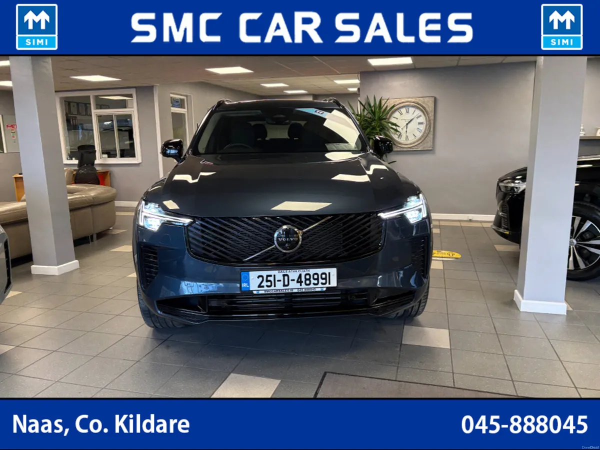 Volvo XC90 T8 PHEV  PLUS DARK - Image 3