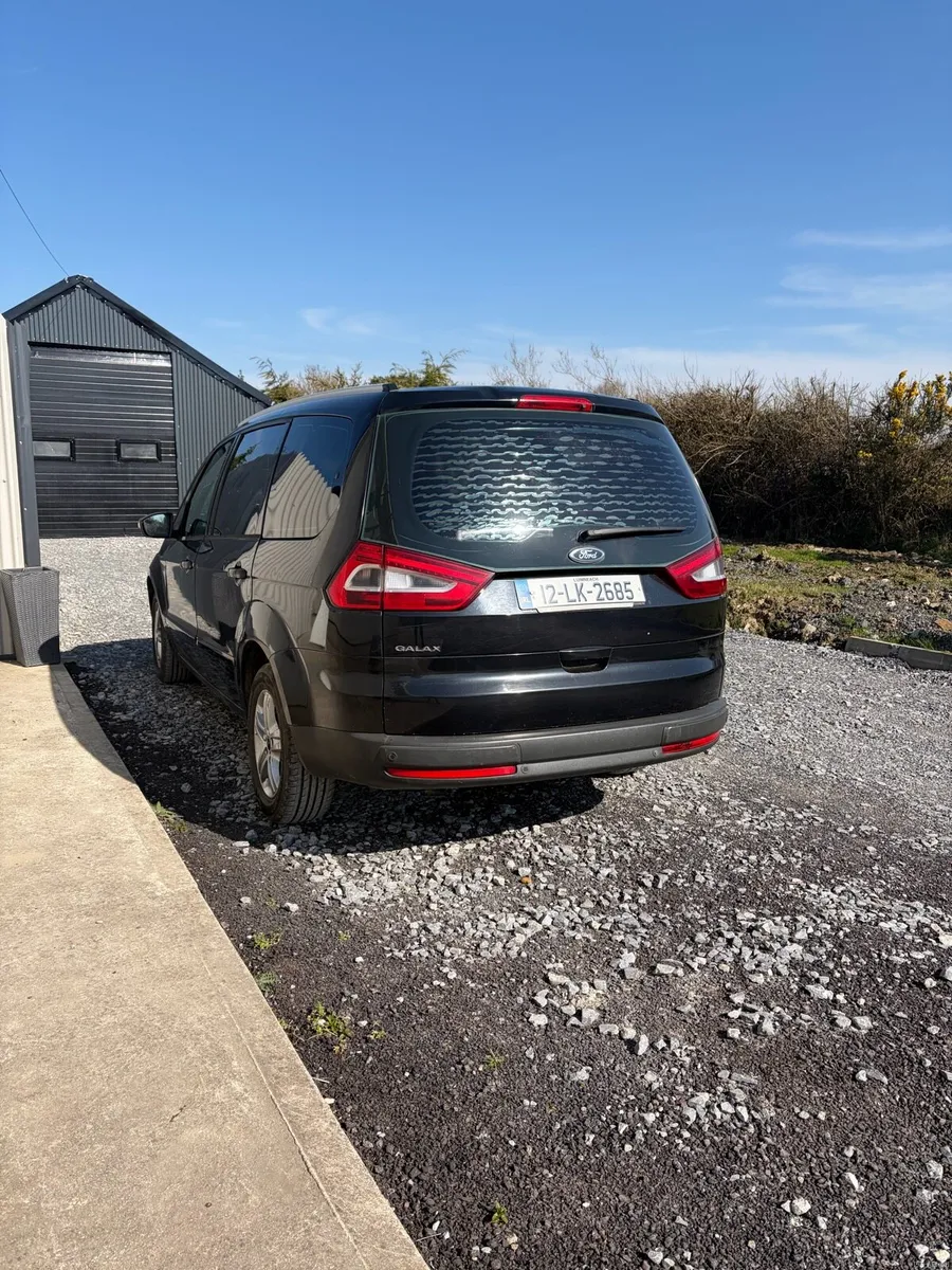 Ford Galaxy - Image 2