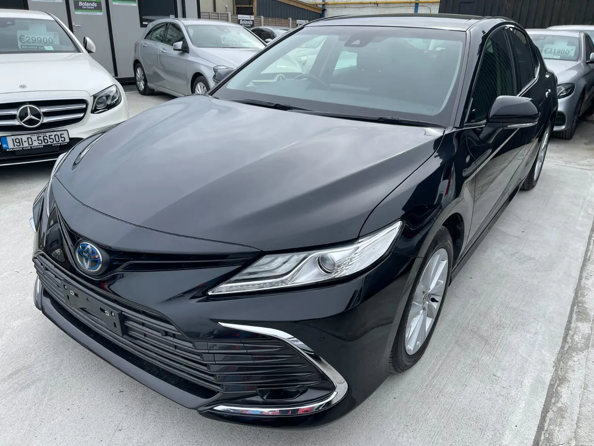 2021 Toyota Camry Hybrid 2.5 Automatic 4dr Model - Image 2