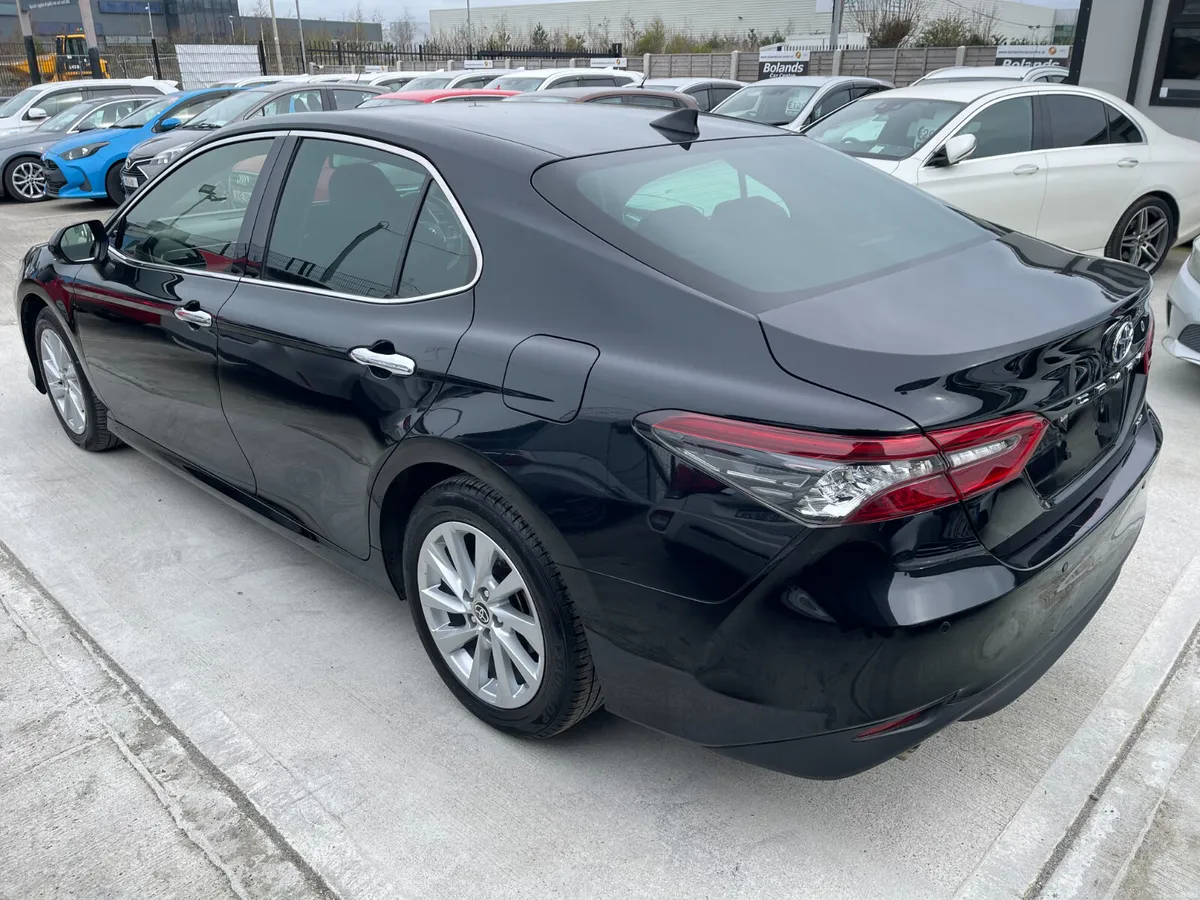 2021 Toyota Camry Hybrid 2.5 Automatic 4dr Model - Image 3