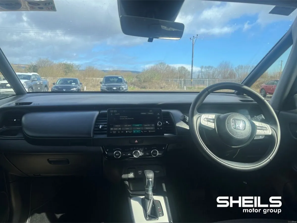 Honda Jazz 1.5i-MMD HEV CROSSTAR ADVANCE - Image 3