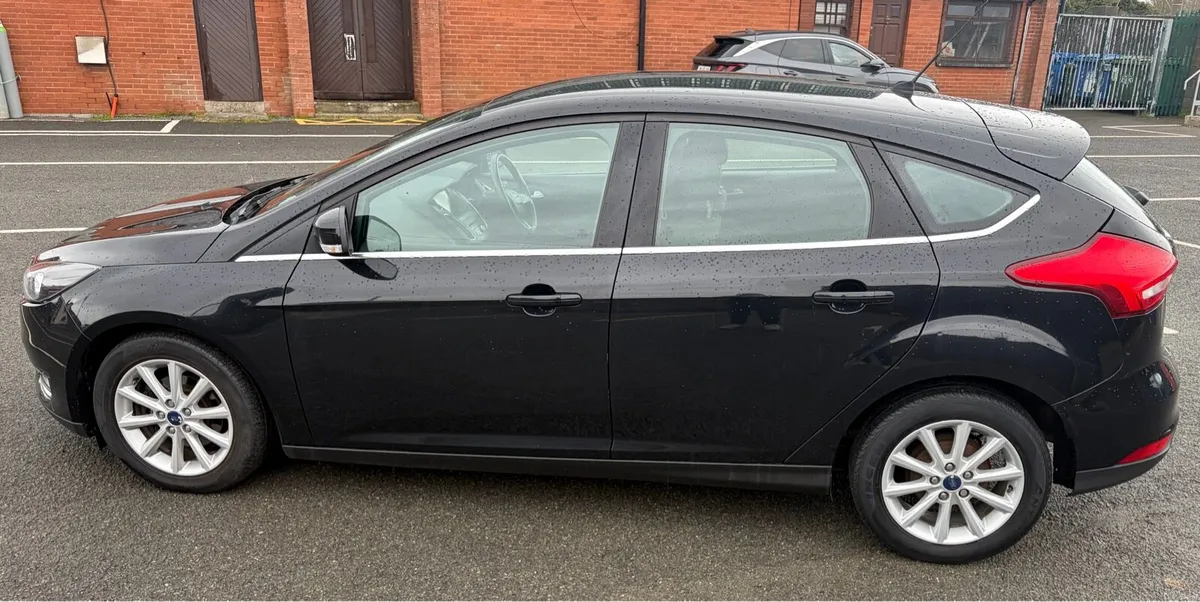 Ford Focus - Image 4
