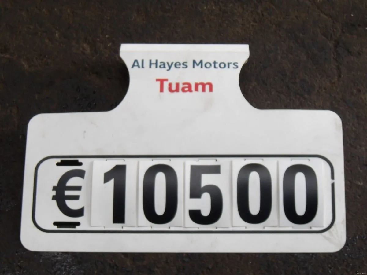 Volkswagen Beetle DESIGN 1.6 TDI BLUEMOTION 105BHP - Image 3