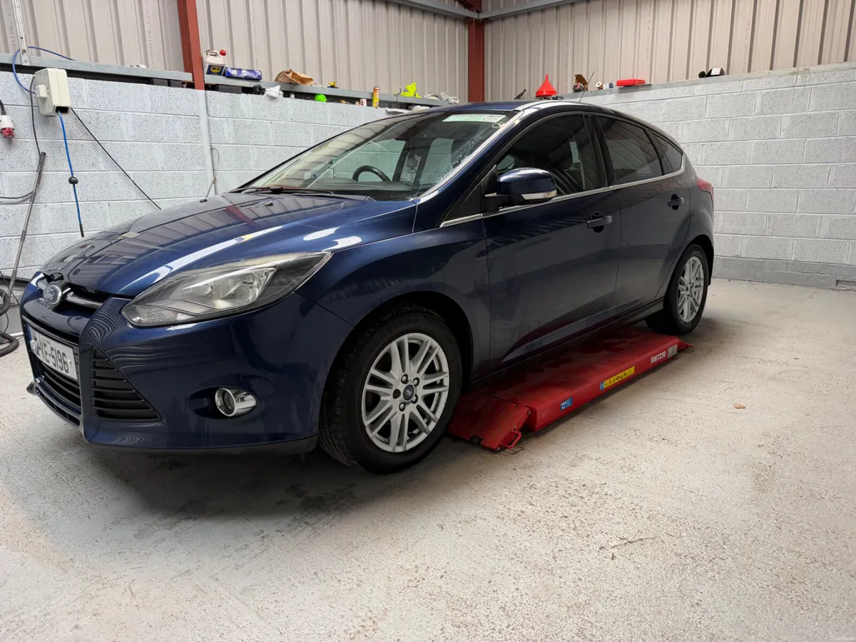 2012  FORD FOCUS    ONLY 174k KLMS ! - Image 4