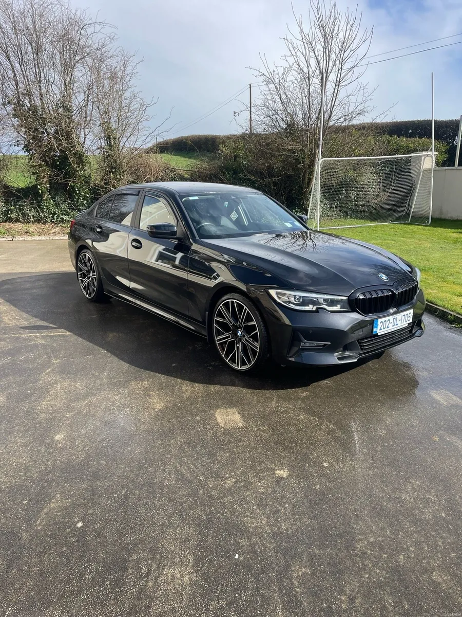 2020 BMW 318d - Image 1