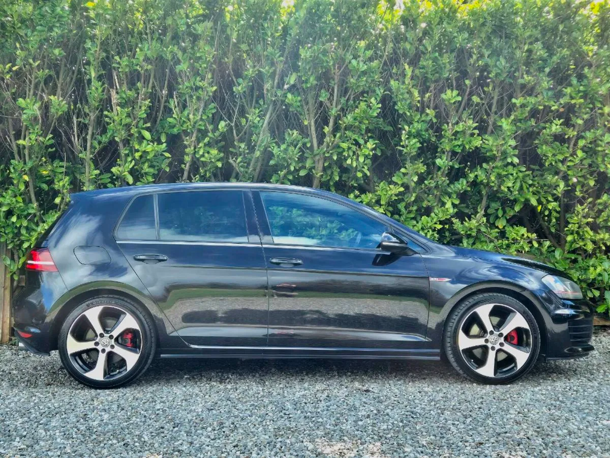 2014 Volkswagen Golf GTI - Leather - Image 3