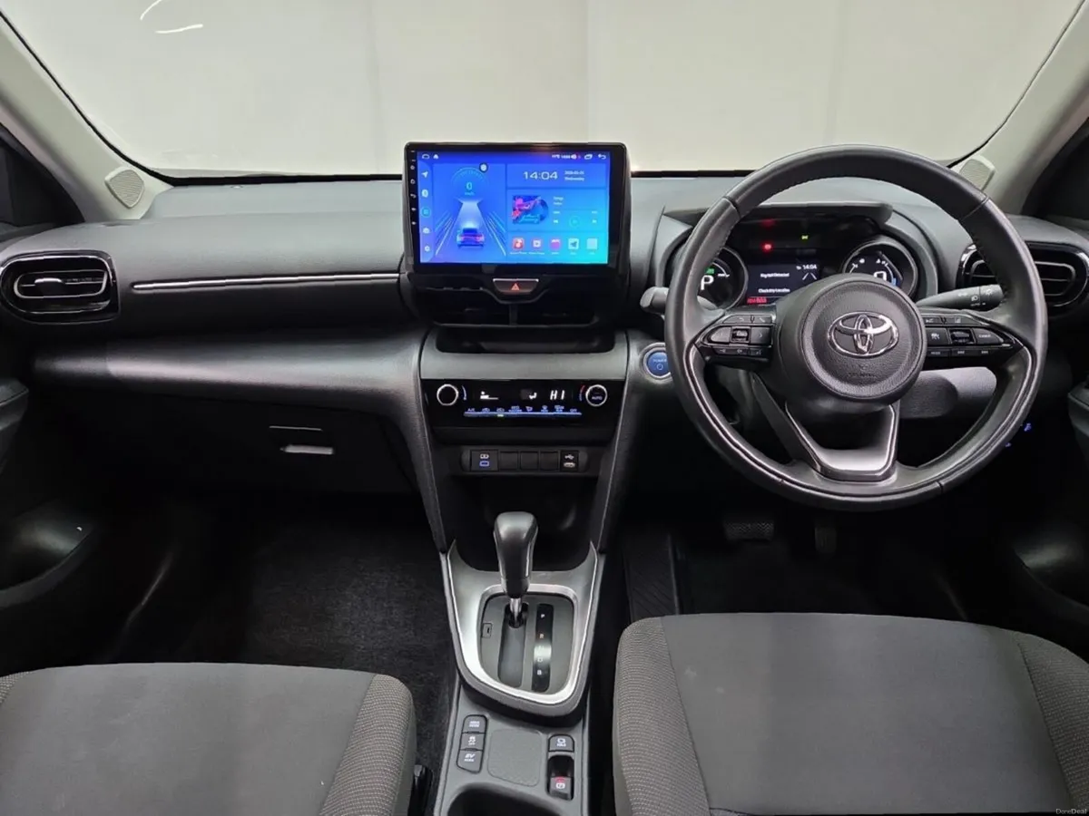 Toyota Yaris Cross G 1.5 Hybrid - Image 4