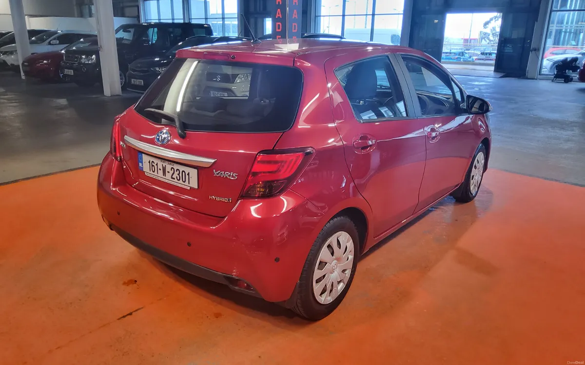 Toyota Yaris 2016 - Image 4